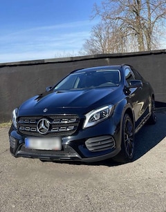 Bild des Angebotes Mercedes-Benz GLA 180 7G-DCT AMG Line