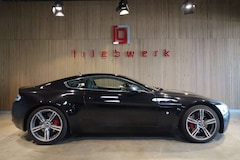 Aston Martin V8 V8 Vantage-Deutsches FZG-Schaltwagen-2HD-
