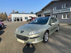Bild des Angebotes Peugeot 407 2,2 SW Premium