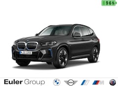 Bild des Angebotes BMW iX3 Sportpaket HUD AD El. Fondsitzverst. Navi Leder Di