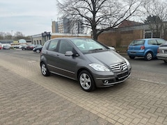 Bild des Angebotes Mercedes-Benz A 170 Automatik getriebe-Teilleder-AHK-Tempomat