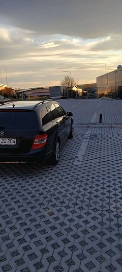 Bild des Angebotes Mercedes-Benz 220