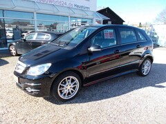 Bild des Angebotes Mercedes-Benz B 200 Autom.Navi,17Zoll Alu,Scheckheft nur 68000