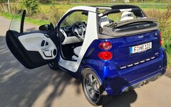Bild des Angebotes smart forTwo smart fortwo cabrio softouch BRABUS Fan Edition 2015 Leder weiss Kamera PDC top full service