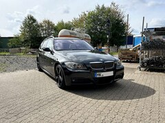 Bild des Angebotes BMW 330 330i