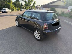 Bild des Angebotes MINI Cooper D Aut.