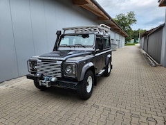 Bild des Angebotes Land Rover Defender 90 E Station Wagon