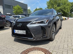 Bild des Angebotes Lexus UX 300h F Sport Design