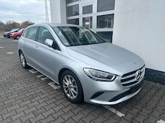Mercedes-Benz B 180 Progressive/erst 22.700 KM / Garantie