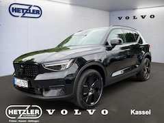 Bild des Angebotes Volvo XC40 Plus Black Edition B3 VERFÜGBAR OKTOBER 2025