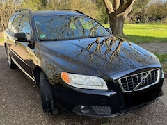 Bild des Angebotes Volvo V70 V70 2.4D Summum