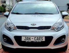 Bild des Angebotes Kia Rio FIFA World Cup Edition 2.Hd Unfallfrei RFK