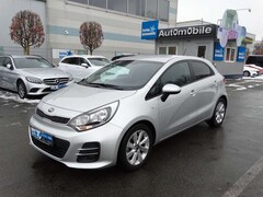 Bild des Angebotes Kia Rio Dream Team 1,4i-110Ps-Aut*PDC*SHZ*Tüv 09/27