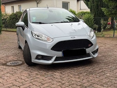 Bild des Angebotes Ford Fiesta 1.6 EcoBoost ST200
