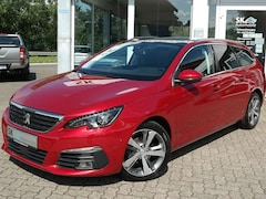 Bild des Angebotes Peugeot 308 *NAVI*PANORAMA*Scheckheft*KEYLESS*Zahnriemen NEU
