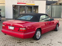 Bild des Angebotes Mercedes-Benz E 320 Cabrio * volle Ausstattung/Privatverkauf/Import