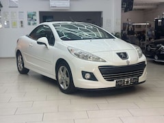 Bild des Angebotes Peugeot 207 CC 1.6 16V Cabrio Klima Sitzhzg. Sportsitze PDC Le
