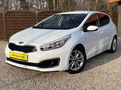 Bild des Angebotes Kia Ceed / cee'd 1.6 CRDi Dream Team Kamera Navi Sitzheizung