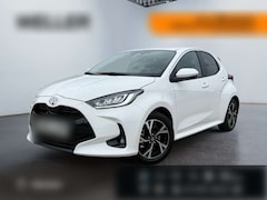 Bild des Angebotes Toyota Yaris Hybrid 116 1.5 Team D *ACC*CAM*SHZ*CarPlay*