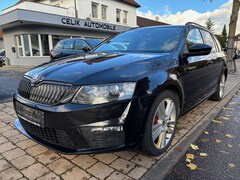 Bild des Angebotes Skoda Octavia 2.0 TDI DSG Combi RS