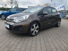 Bild des Angebotes Kia Rio GARANTIE KLIMATRONIC LEDER PDC ALU SITZHEIZ