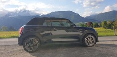 Bild des Angebotes MINI One Cabrio Cooper SE Cabrio 1 von 999