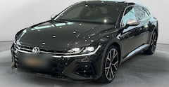 VW Arteon R 4M Leder AHK Pano Navi L