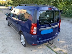 Bild des Angebotes Dacia Logan MCV 1.6.Kombi AHK ,Tüv-neu . 7 Sitzplätze