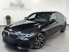 Bild des Angebotes BMW 530 xDrive M-Sport NAV+LED+AHK+HEAD-UP+GLASDACH