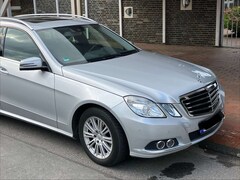 Bild des Angebotes Mercedes-Benz E 220 T CDI 7G-TRONIC Elegance Comand GSD