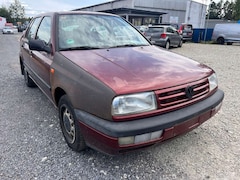 Bild des Angebotes VW Vento 1.8 GLX