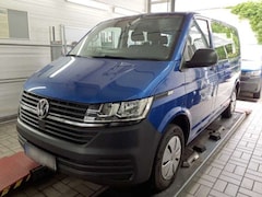 Bild des Angebotes VW Transporter T6.1 Kombi 2.0l TDI 81kW 5-Gang 9 Sitzer Klima