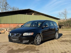 Bild des Angebotes Volvo V50 DPF D2 Summum