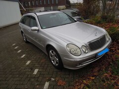 Bild des Angebotes Mercedes-Benz E 240 E-Klasse T-Modell T Avantgarde LPG-eGSHD-AHK 2.1t