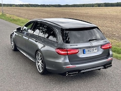 Bild des Angebotes Mercedes-Benz E 63 AMG S 4Matic+ T BUR STHZG MASS PANO BUR AHK SZLÜF GAR