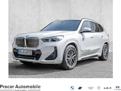 Bild des Angebotes BMW iX1 xDrive30 M Sport AHK LED Comf.Pak. LM18