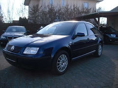 Bild des Angebotes VW Bora 1.6*77 KW*Klima*EFH*ZV*TÜV 12/2026