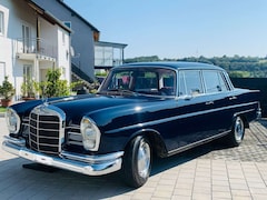 Bild des Angebotes Mercedes-Benz 220 220S W111 Rechtslenker