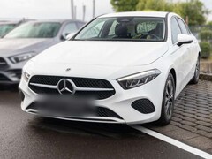 Bild des Angebotes Mercedes-Benz A 180 A 180 Kompaktlimousine PTS/RFK/SHZ/Spiegel-Paket