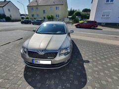 Bild des Angebotes Skoda Superb Combi 1.6 TDI GreenLine