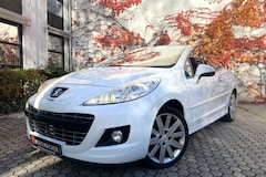 Bild des Angebotes Peugeot 207 CC Cabrio Allure Navi*SHZ*Leder*PDC*Tempomat