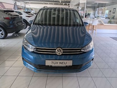 Bild des Angebotes VW Touran Sound BMT/Start-Stopp