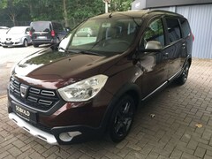 Bild des Angebotes Dacia Lodgy 1.2 TCE Stepway Celeb/7-Sitz/AHK/Navi/PDC