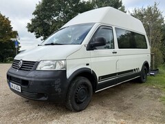 Bild des Angebotes VW T5 Transporter 7-Sitzer, 4 Schlaf Plätze, Langer Radstand
