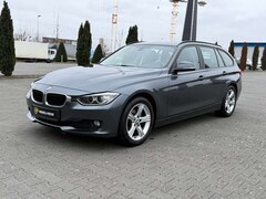 Bild des Angebotes BMW 318 D AUTOMATIK/BI-XENON/NAVI//STZHZG/AHK-S-HEFT