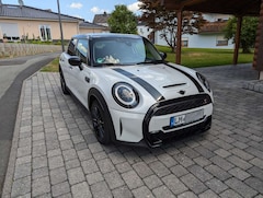 Bild des Angebotes MINI Cooper S Mini Cooper S Aut. Essential Trim