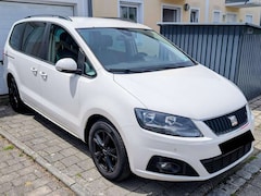 Bild des Angebotes SEAT Alhambra Alhambra 2.0 TDI Style (7-Sitzer, Standheizung, Navi, elektr. Schiebtüren)