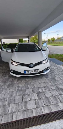 Bild des Angebotes Toyota Auris 1.8 VVT-i Hybrid Automatik Touring Sports Team Deu