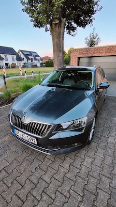 Bild des Angebotes Skoda Superb Combi 2.0 TDI DSG Style