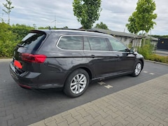 Bild des Angebotes VW Passat 2.0 TDI SCR DSG Conceptline